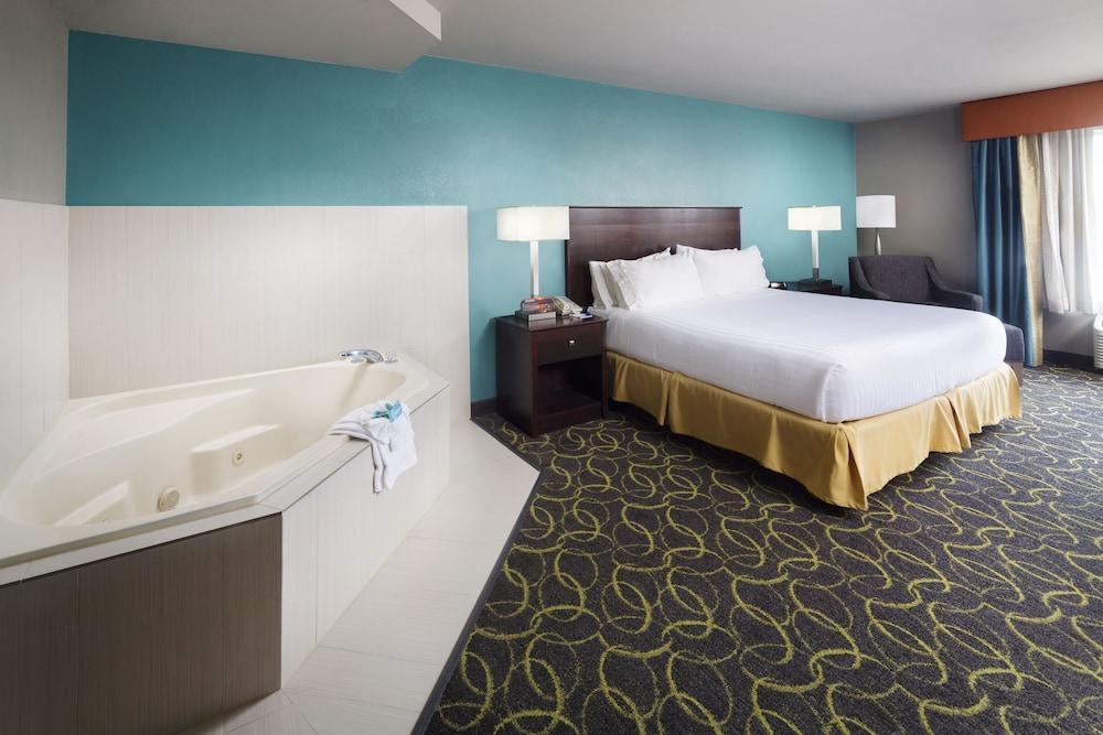 Holiday Inn Express Hotel And Suites Dfw-Grapevine, An Ihg Hotel Екстер'єр фото